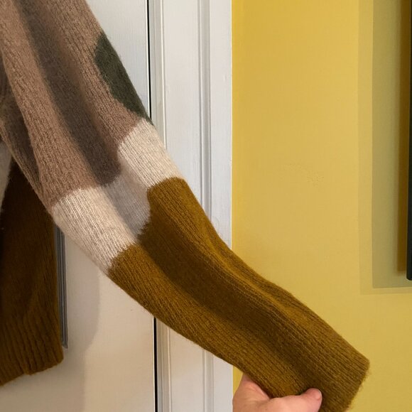 Everlane Camo Crew Neck Sweater - Picture 11 of 15